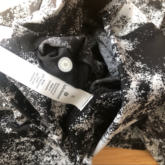 NWT LULULEMON Wunder Under High-Rise 7/8 (6) - Picture 9 of 9